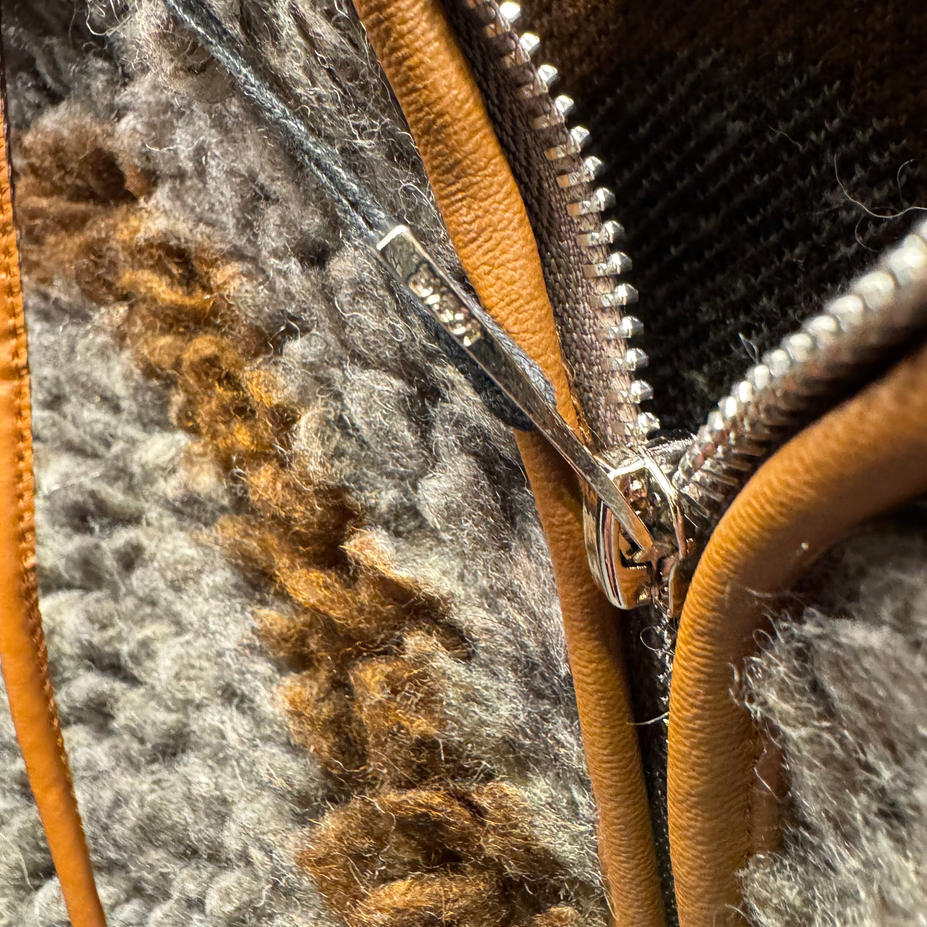 Loewe logo print hooded fleece jacket